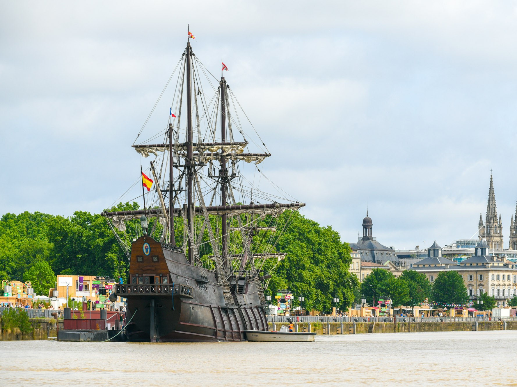 el galeon dans le port de Bordeaux