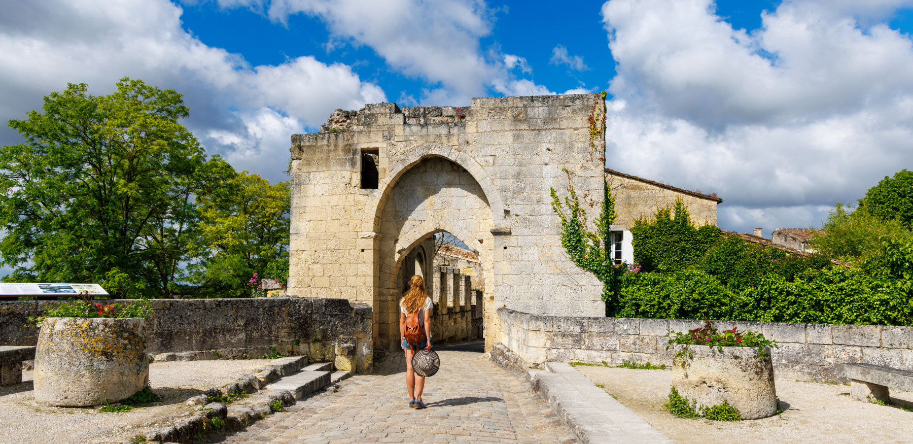 porte médievale saint emilion